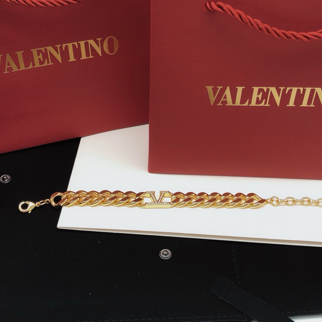 V Diamond Chain bracelet