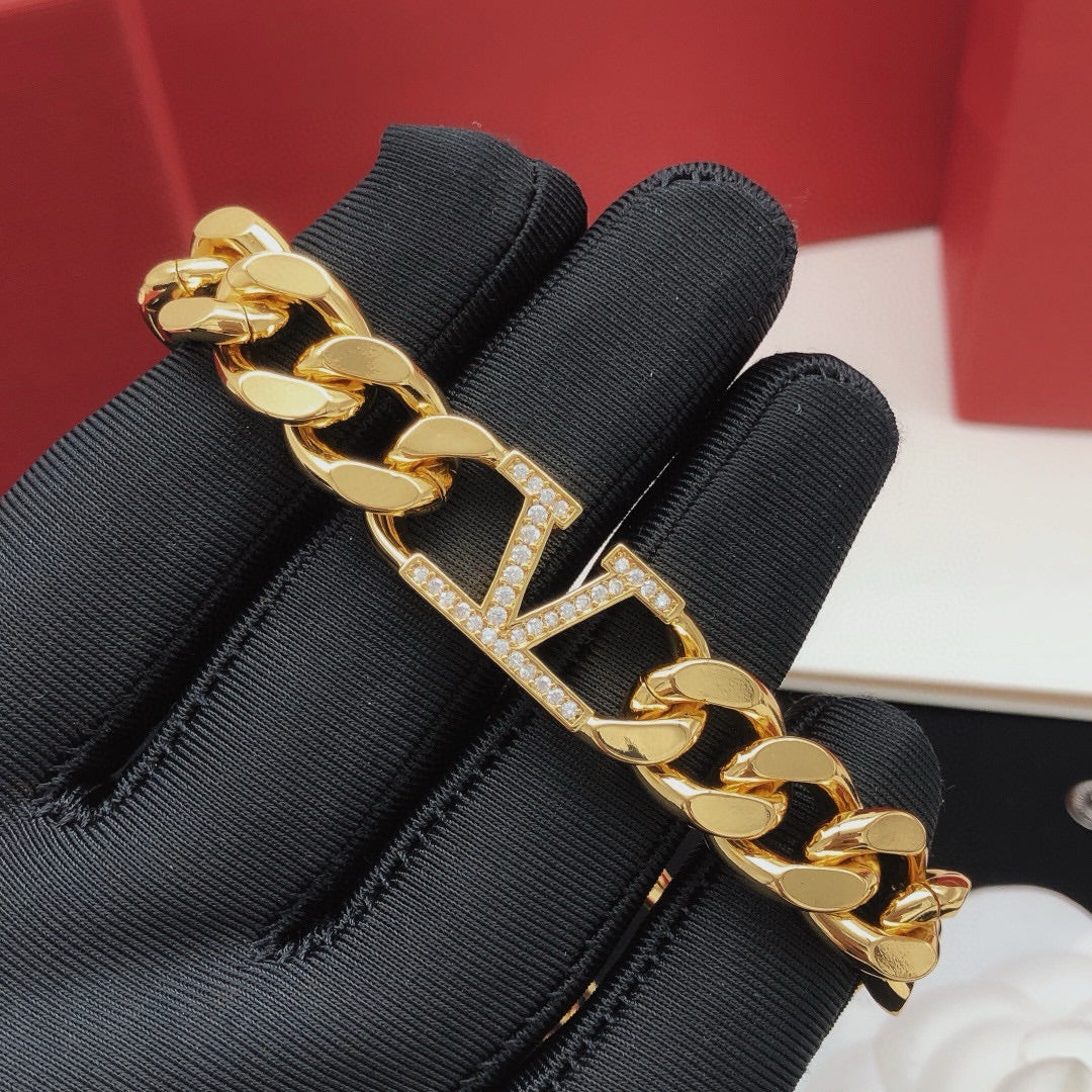 V Diamond Chain bracelet