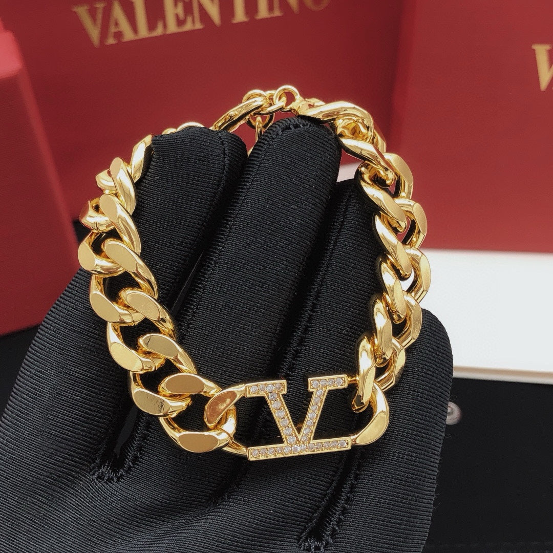 V Diamond Chain bracelet
