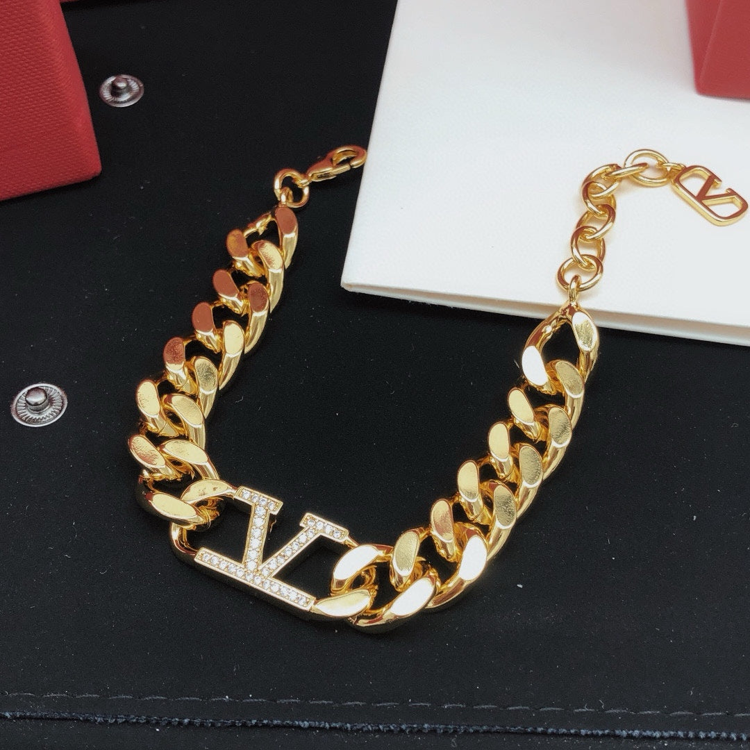 V Diamond Chain bracelet