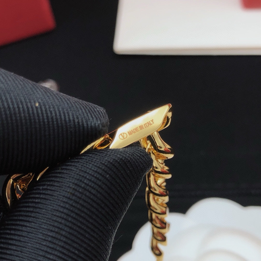V Chain Bracelet