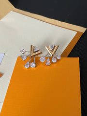Diamond V-shaped earrings