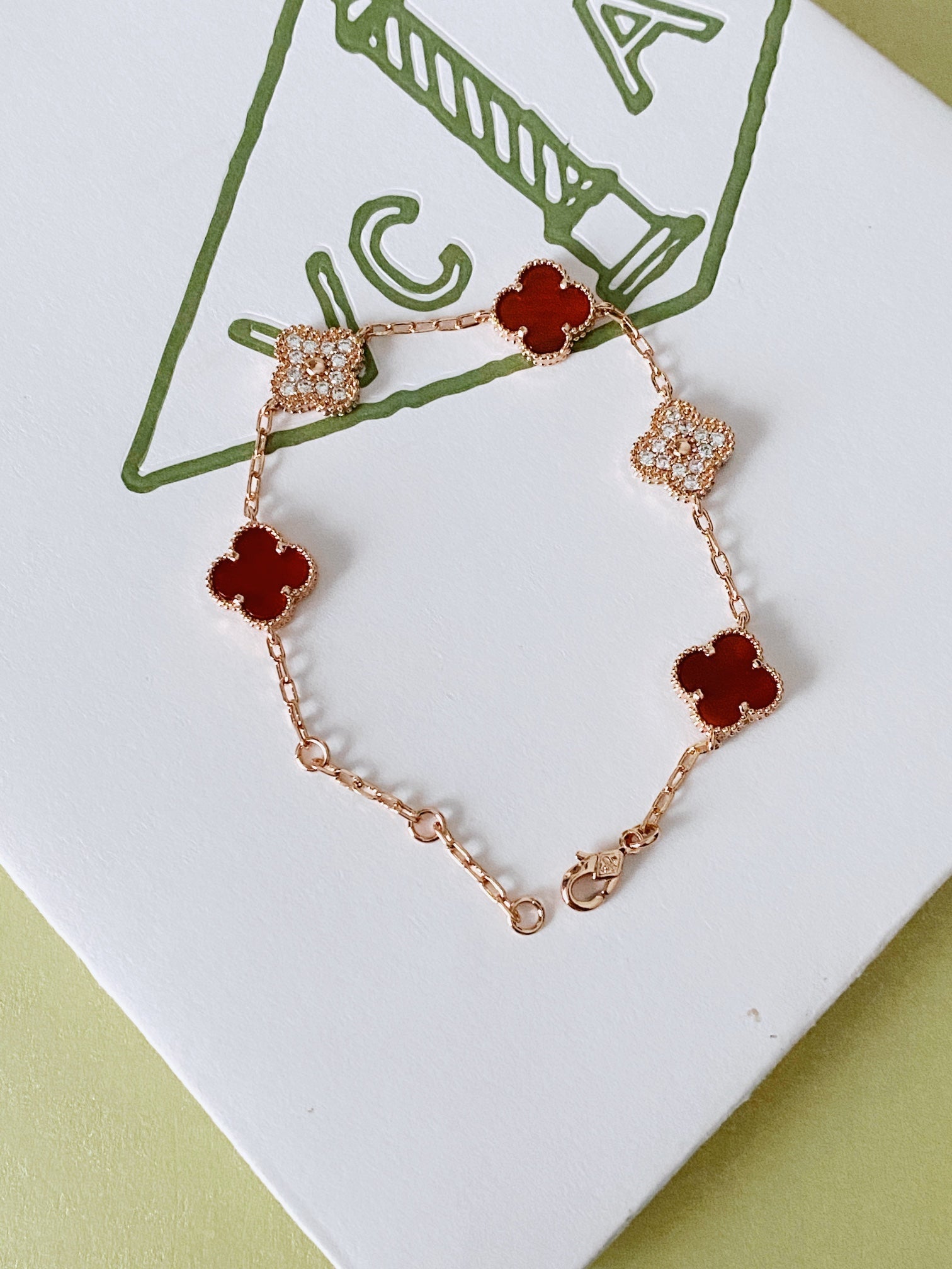 Classic Four-Leaf Clover Diamond Colorblock Bracelet