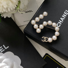 Creative "5" Pearl Brooch
