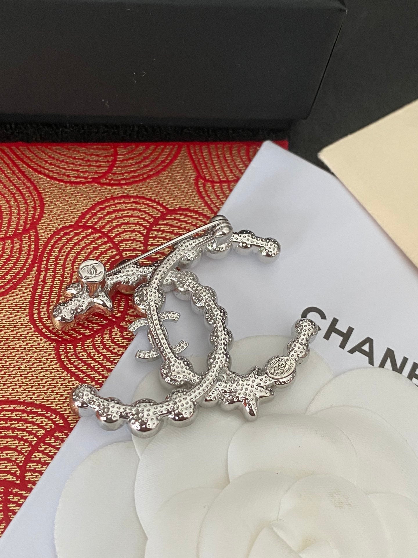 Sparkling Diamond Star Brooch