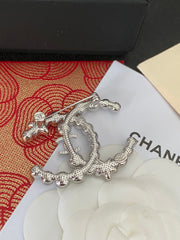 Sparkling Diamond Star Brooch