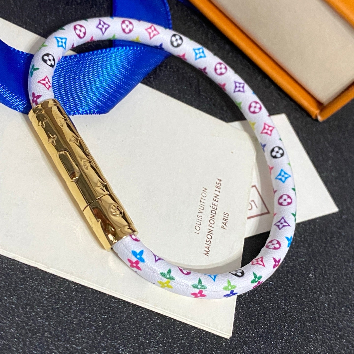 White leather floral bracelet