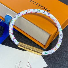 White leather floral bracelet