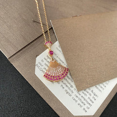 Sparkling Diamond Fan-Shaped Necklace