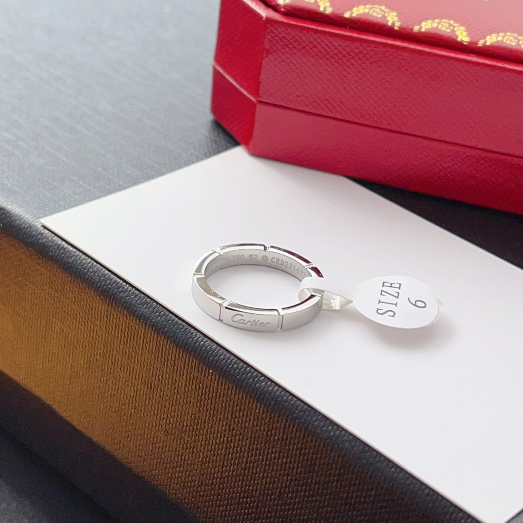 Classic wedding band ring