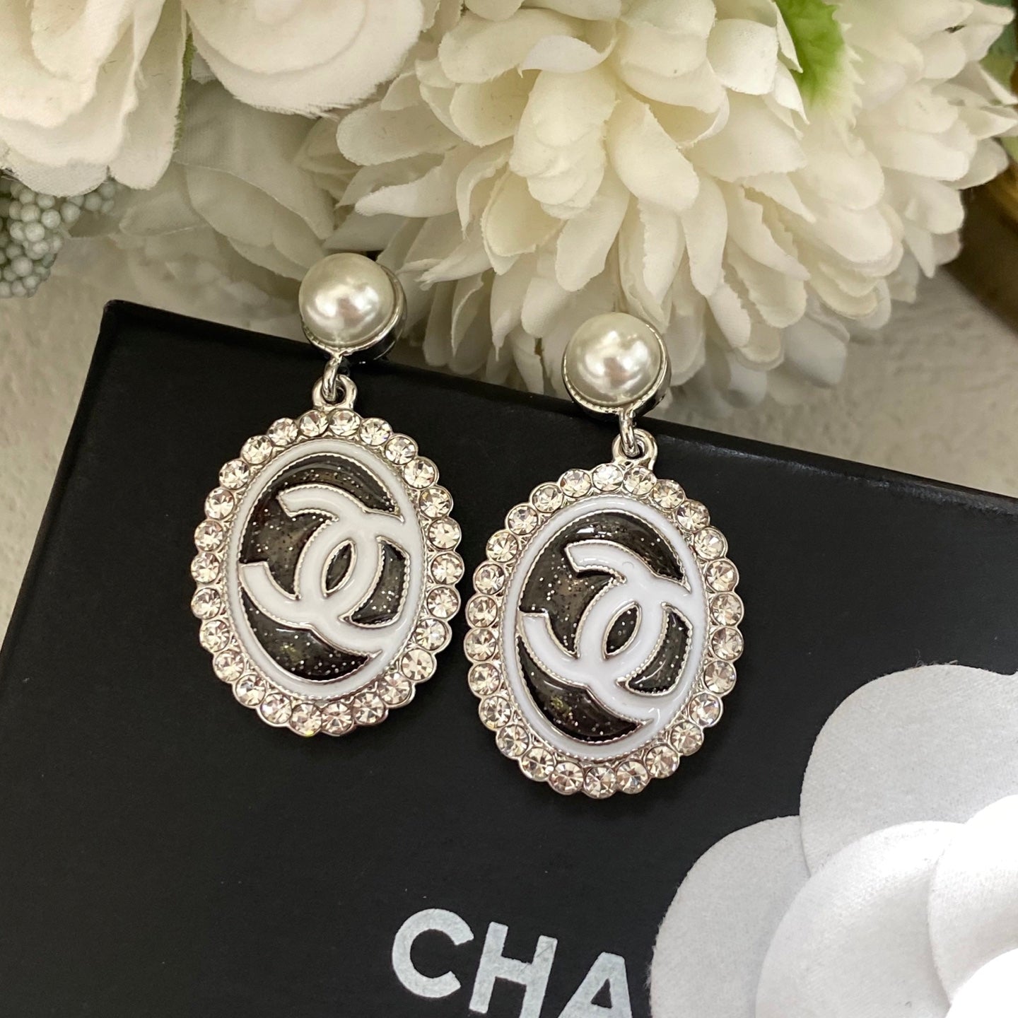 Black Star Pearl Earrings