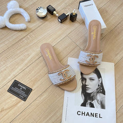 Elegant pearl slippers