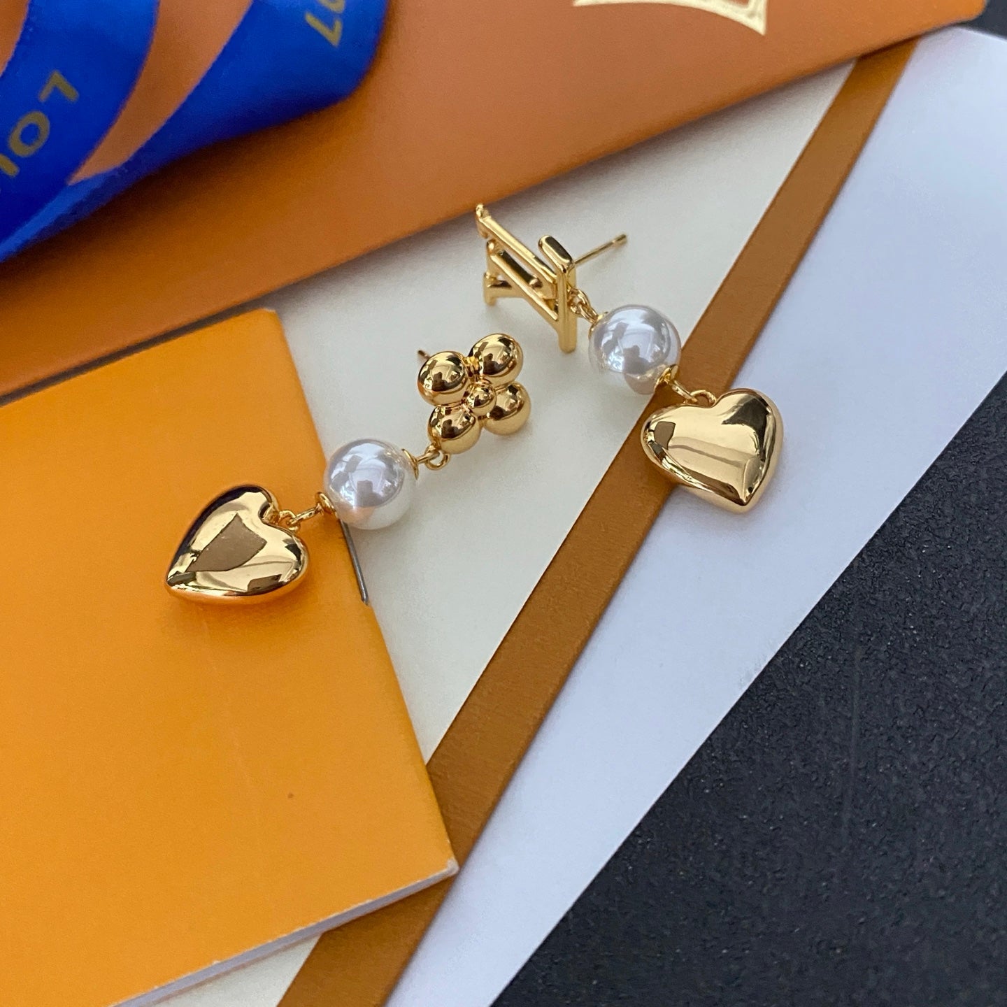 Heart  Pendant Pearl Earrings