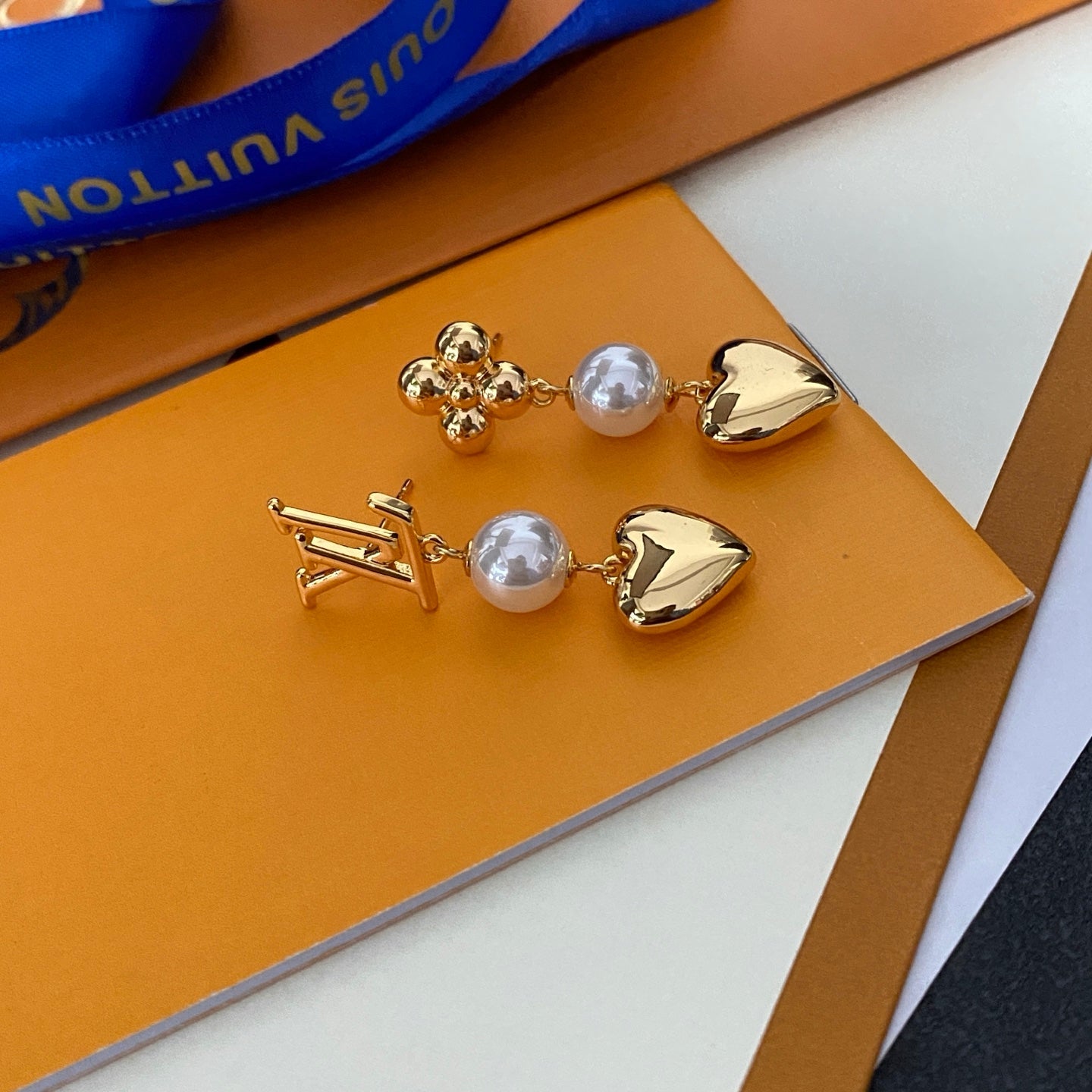 Heart  Pendant Pearl Earrings