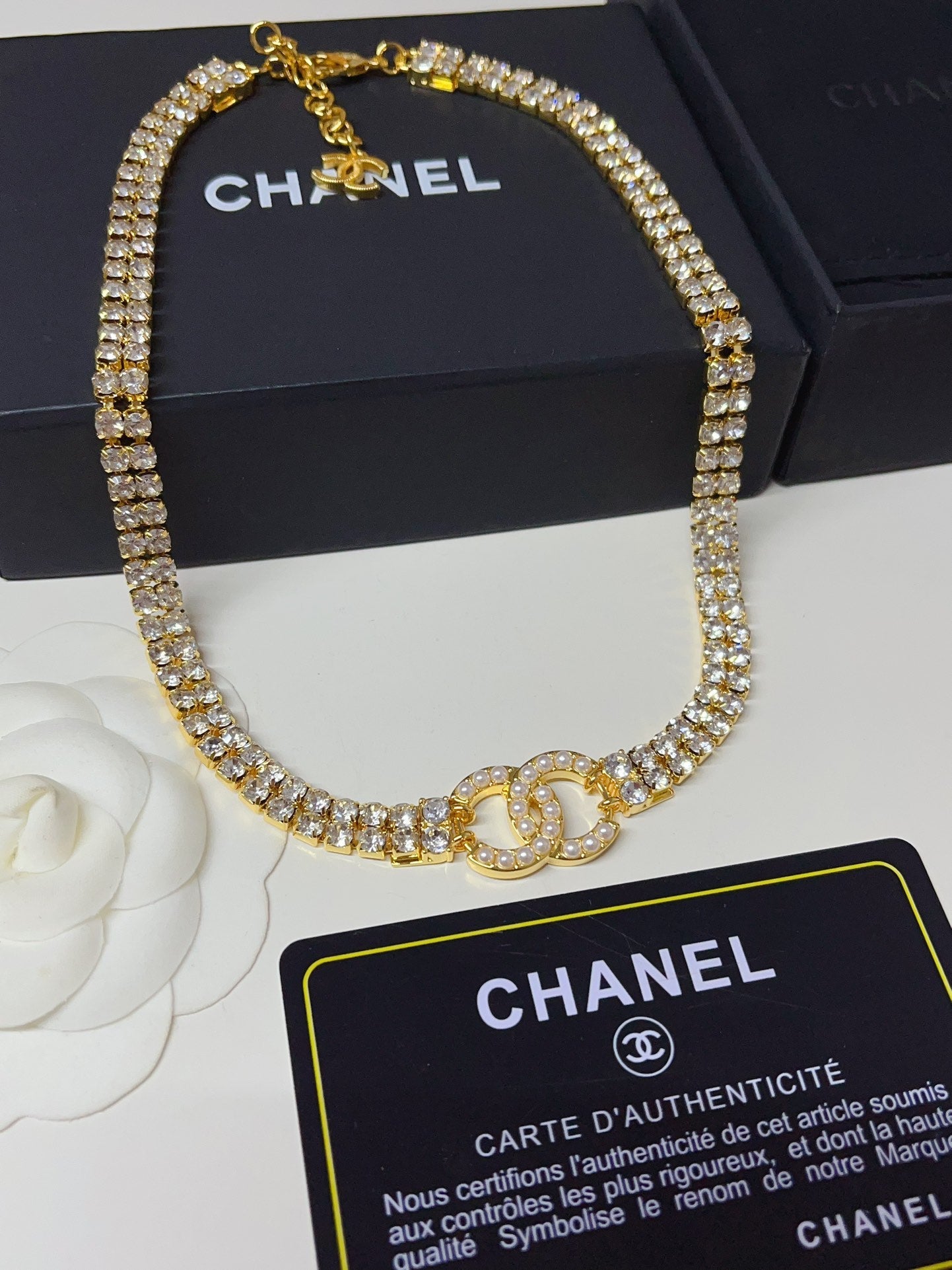 Full Diamond pearl necklace