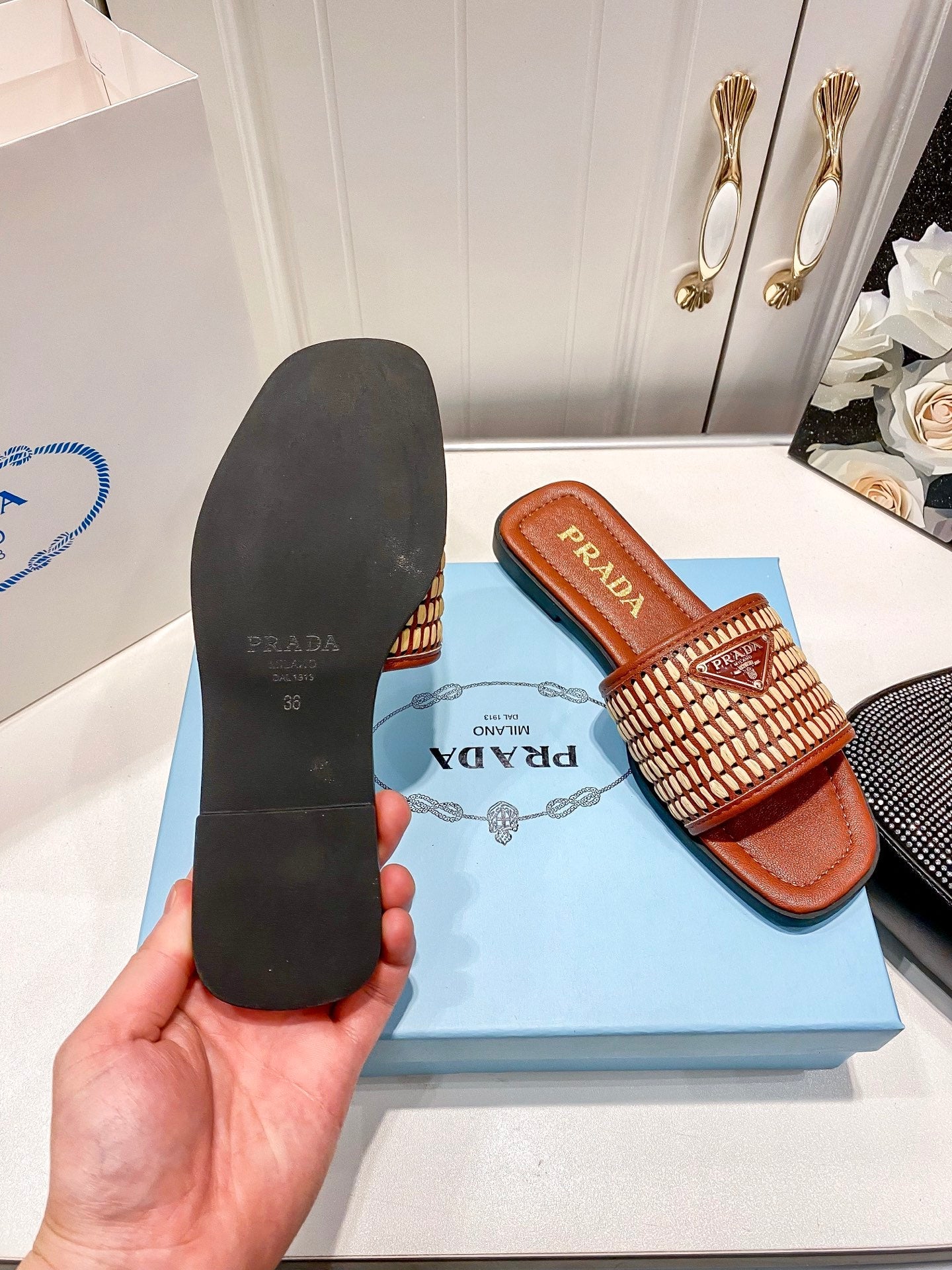 Summer straw leather flat slippers
