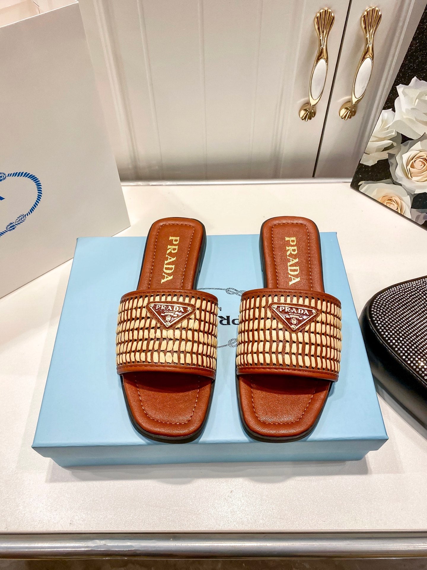 Summer straw leather flat slippers