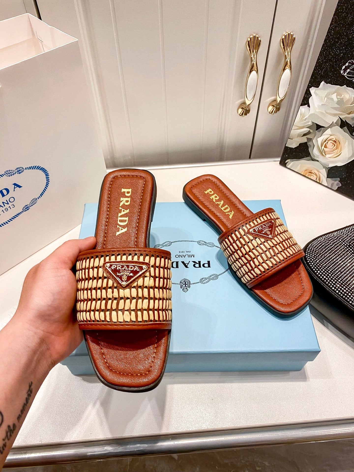 Summer straw leather flat slippers