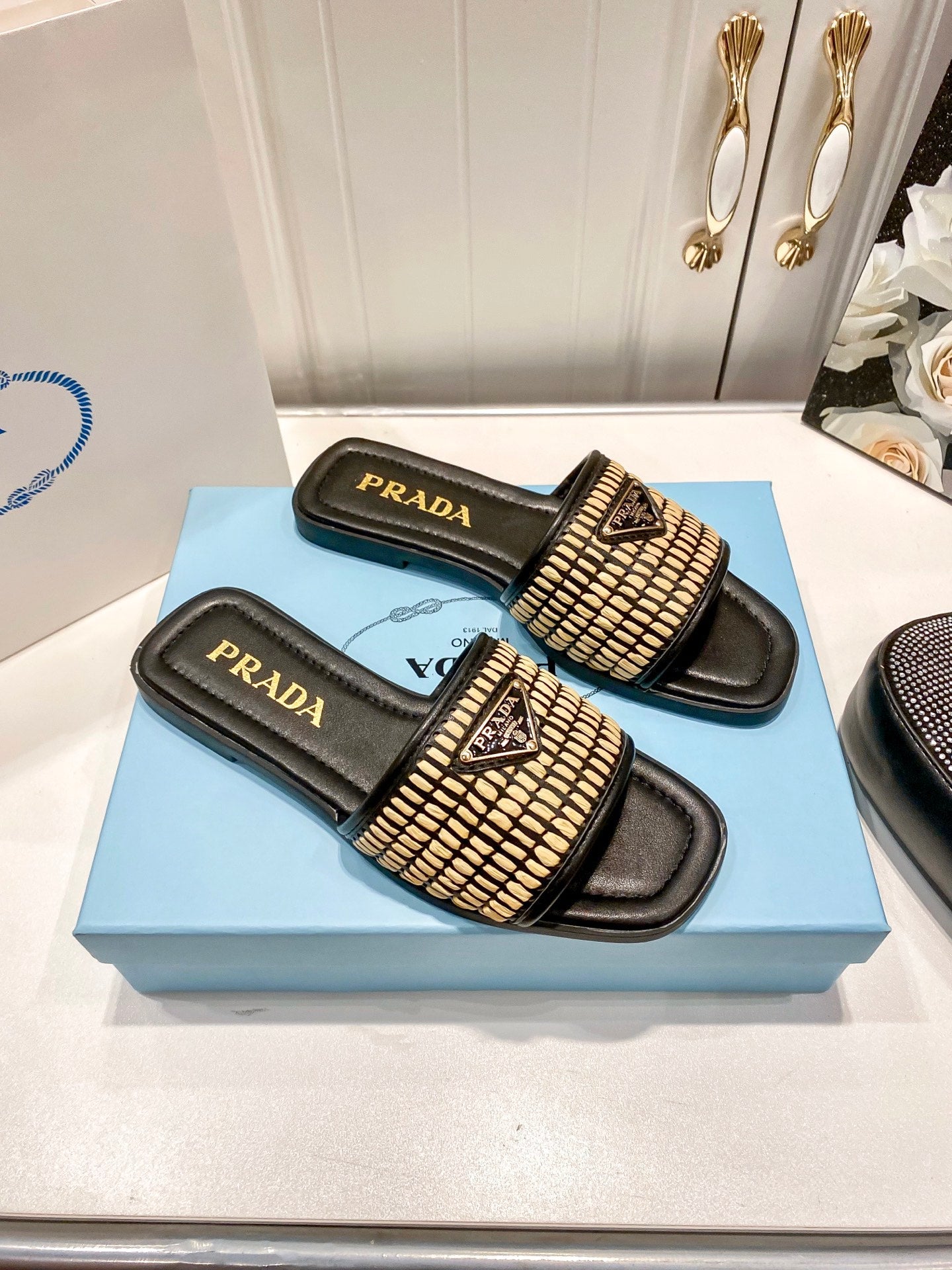 Summer straw leather flat slippers