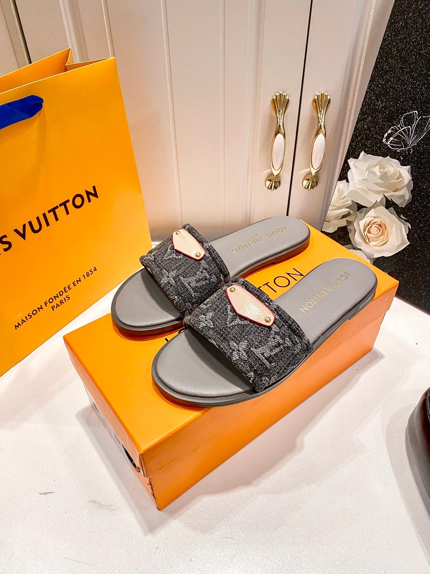 Printed Canvas Slippers