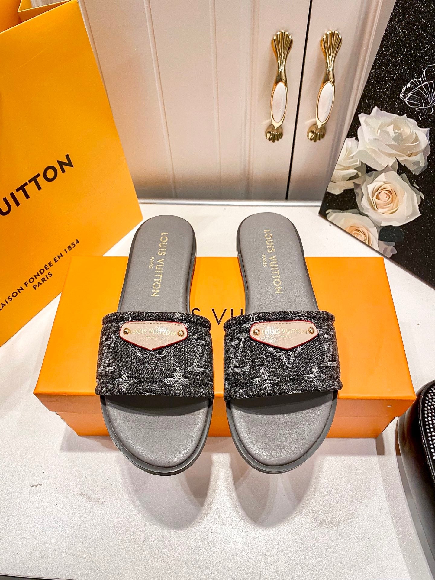 Printed Canvas Slippers