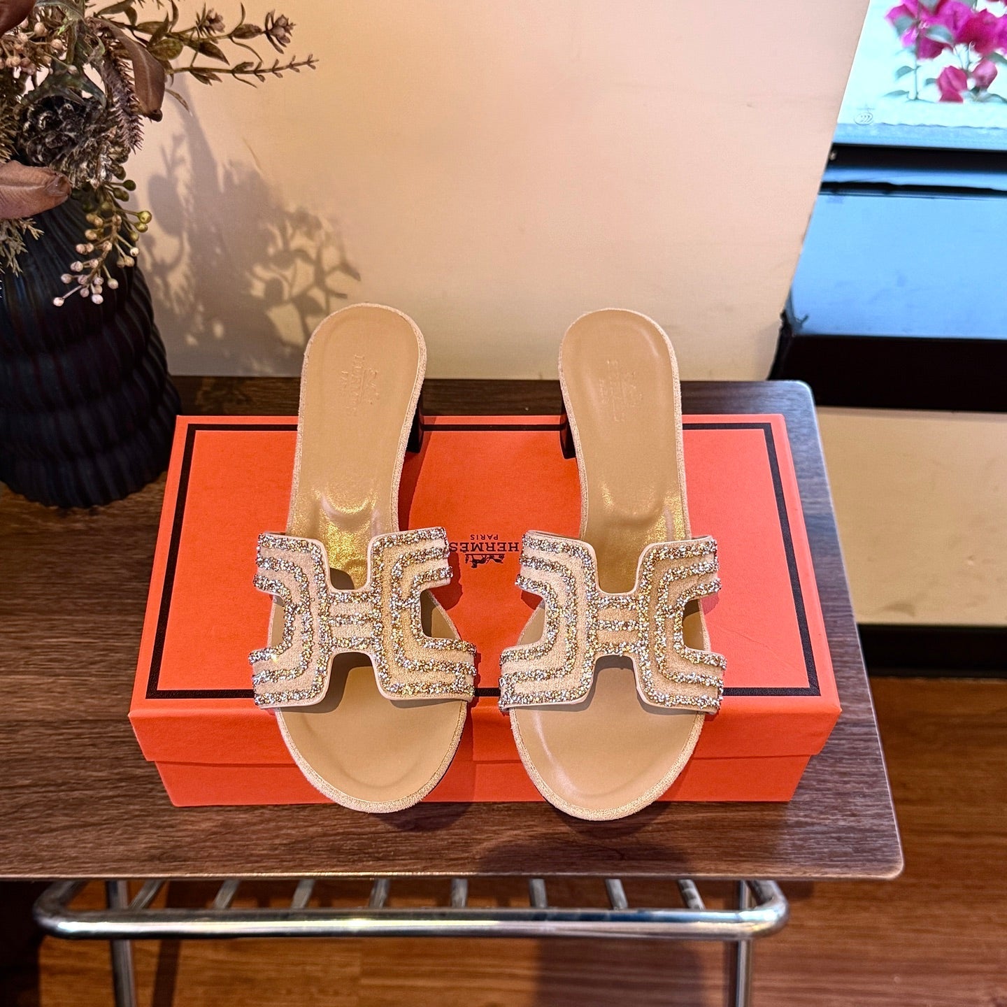 Rhinestone thick heel slippers