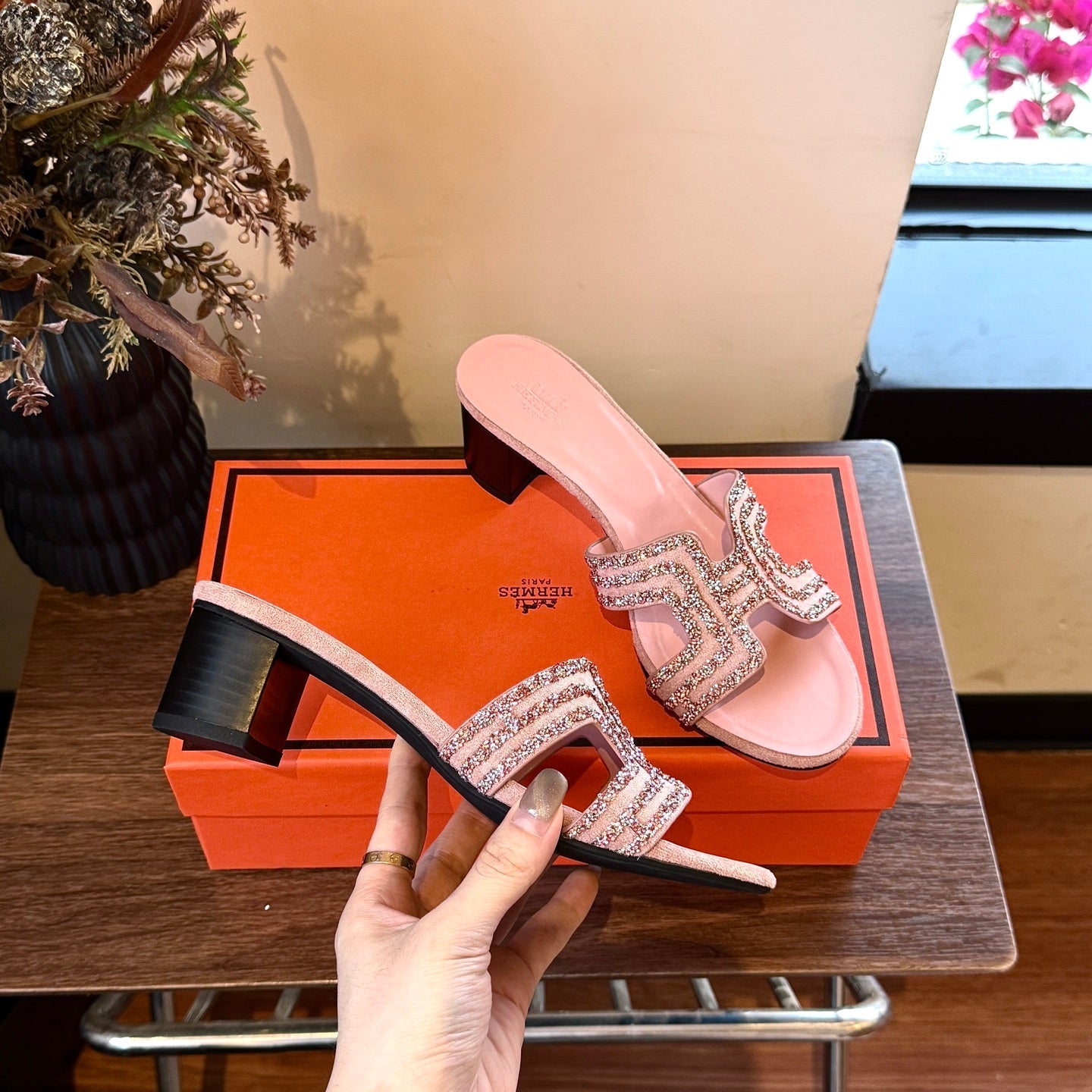 Rhinestone thick heel slippers