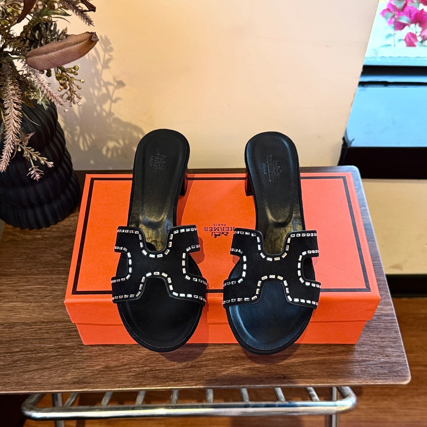 Rhinestone thick heel slippers