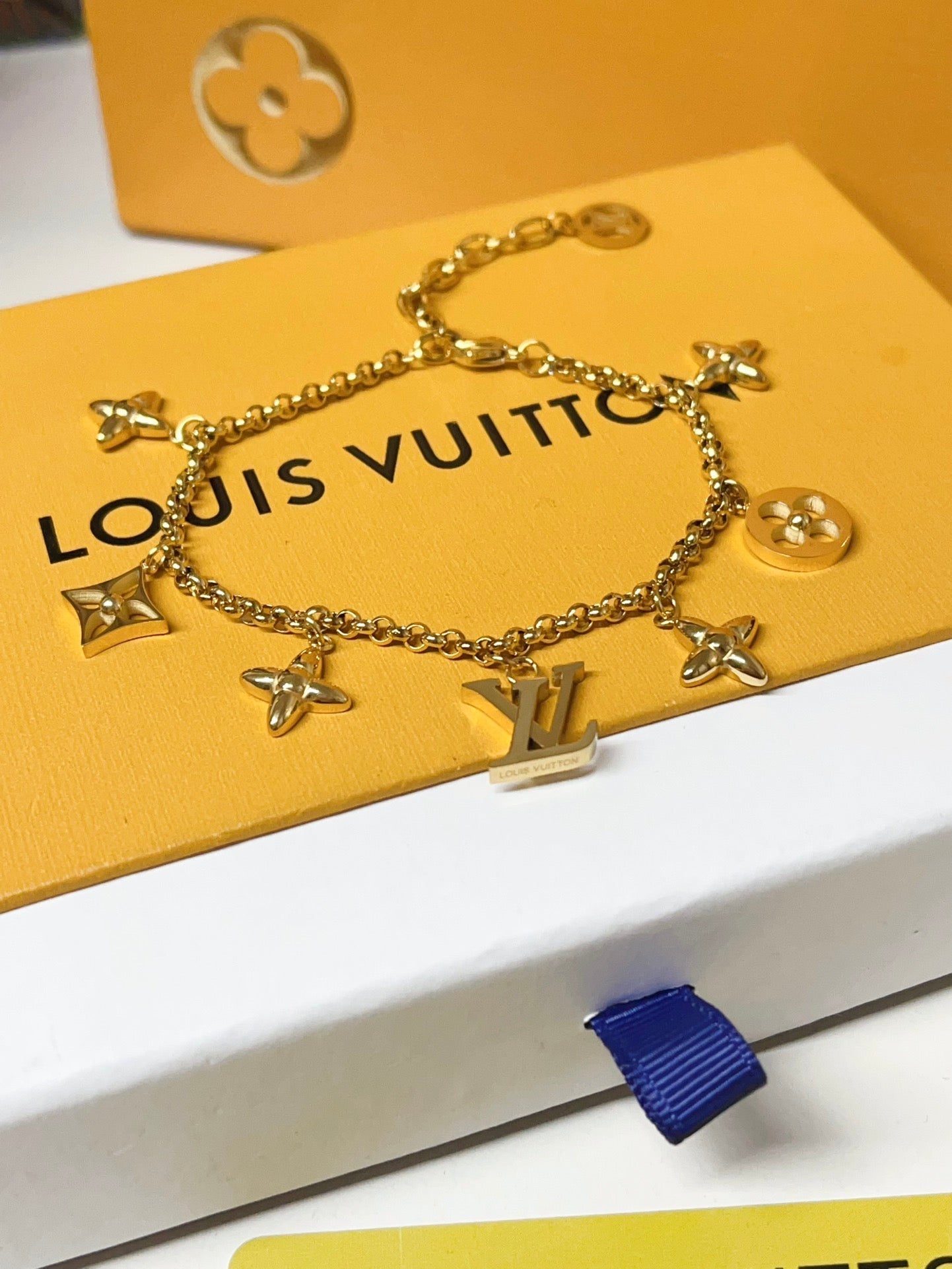 Classic floral charm bracelet necklace