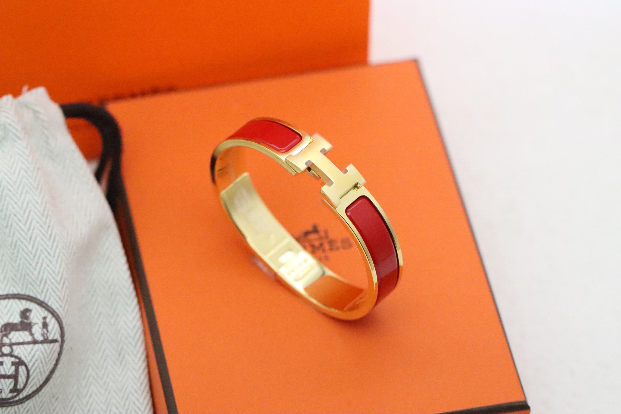 Classic Enamel Bracelet