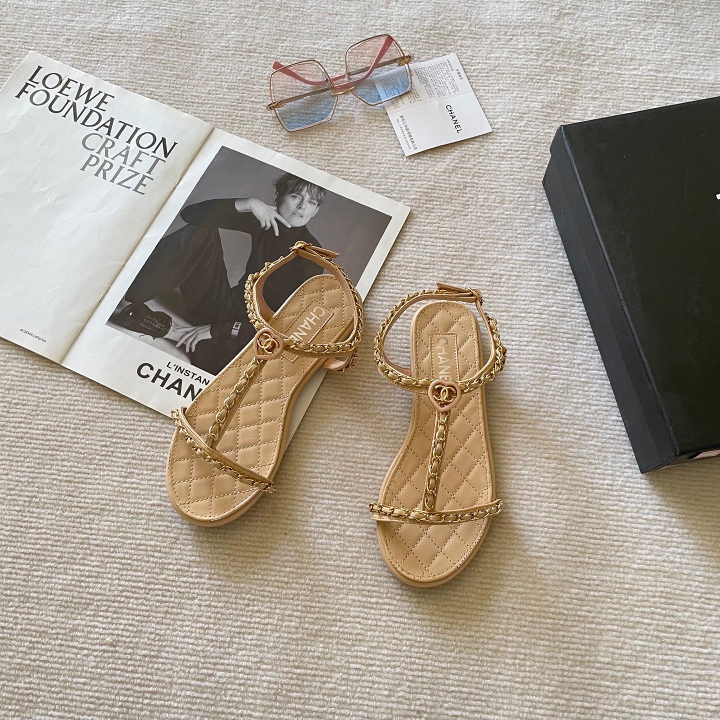 Heart chain sandals