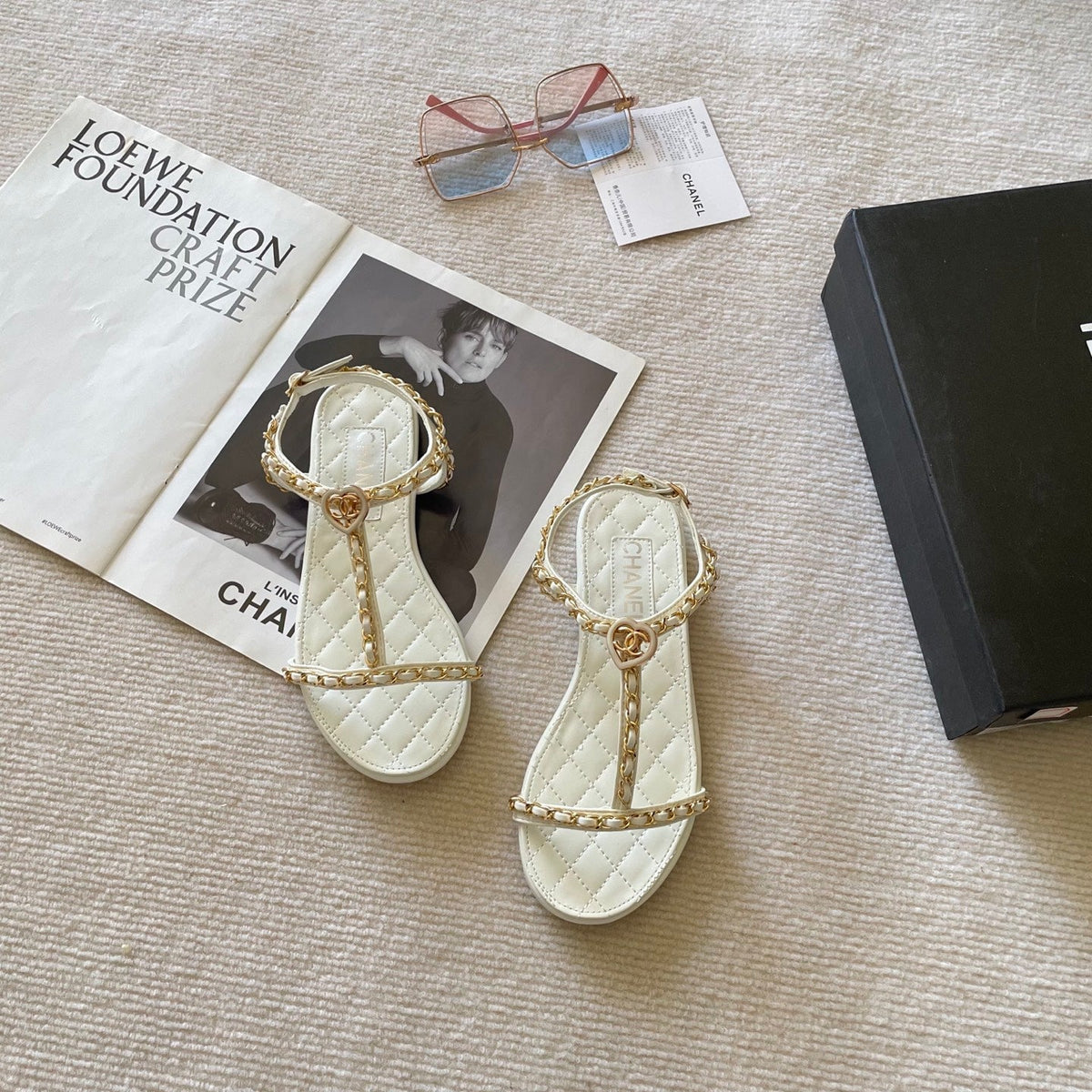 Heart chain sandals