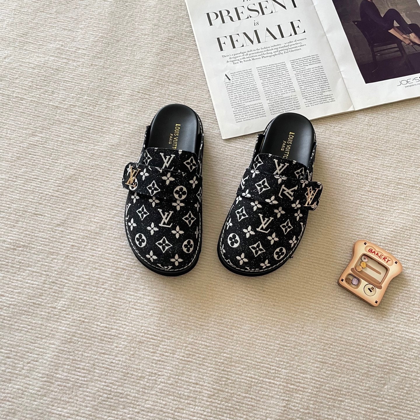 Unisex canvas embossed half slippers