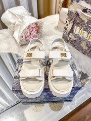2 colors flat sandals