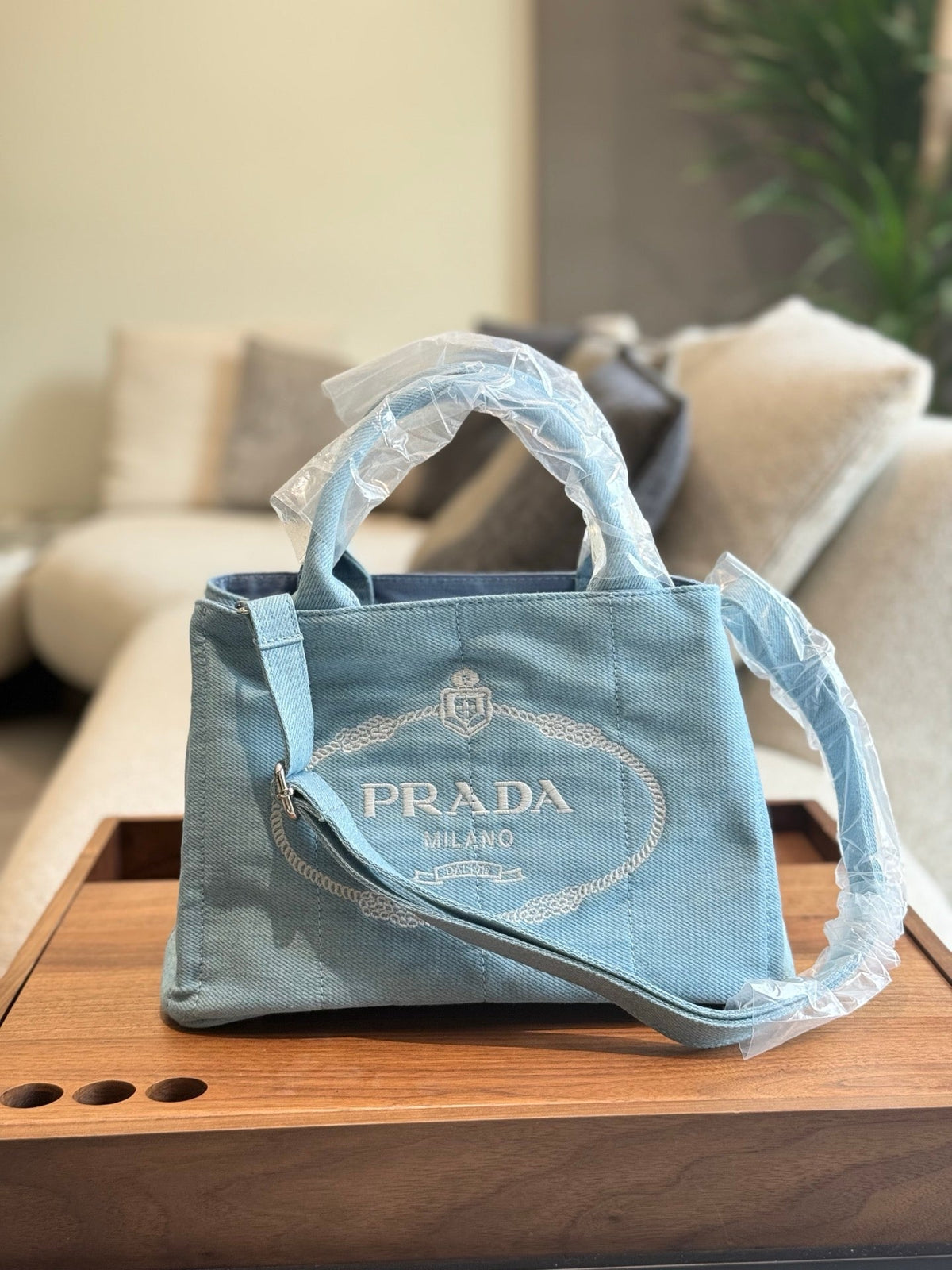 Small light-colored denim tote bag