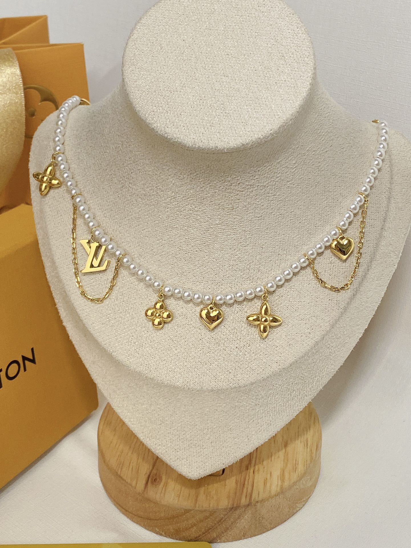 Double-layer pearl pendant bracelet and necklace
