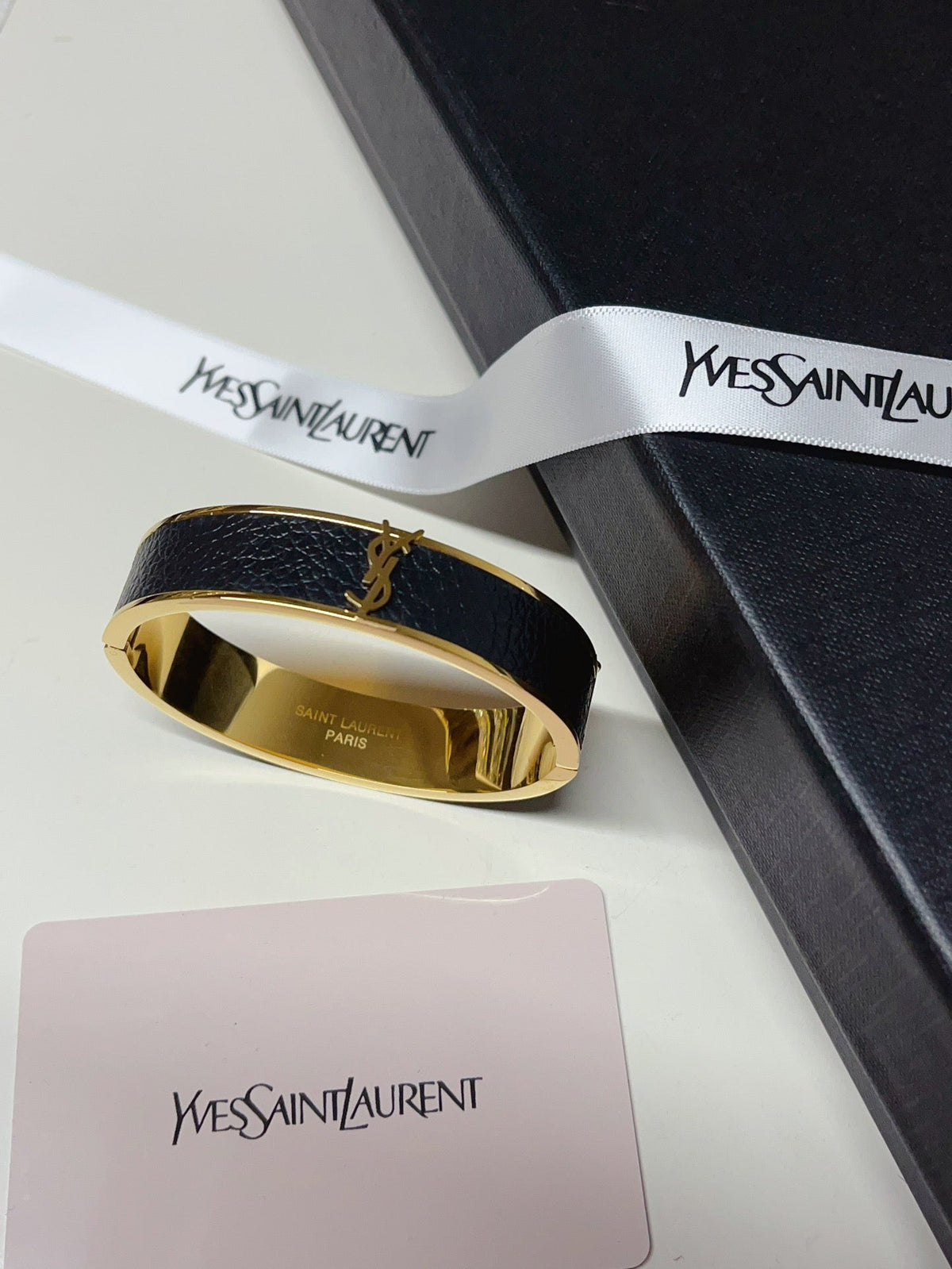 Engraving Leather and metal bracelet