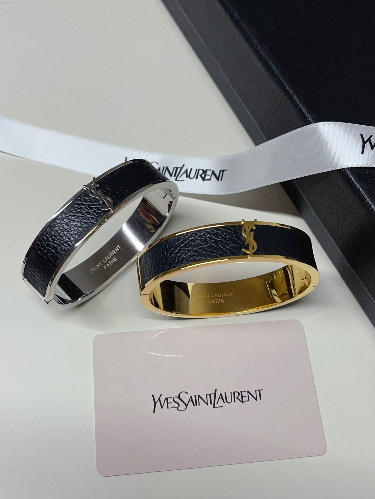 Engraving Leather and metal bracelet