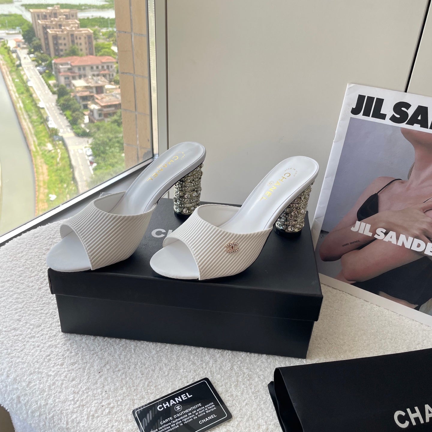 Pearl high heel slippers