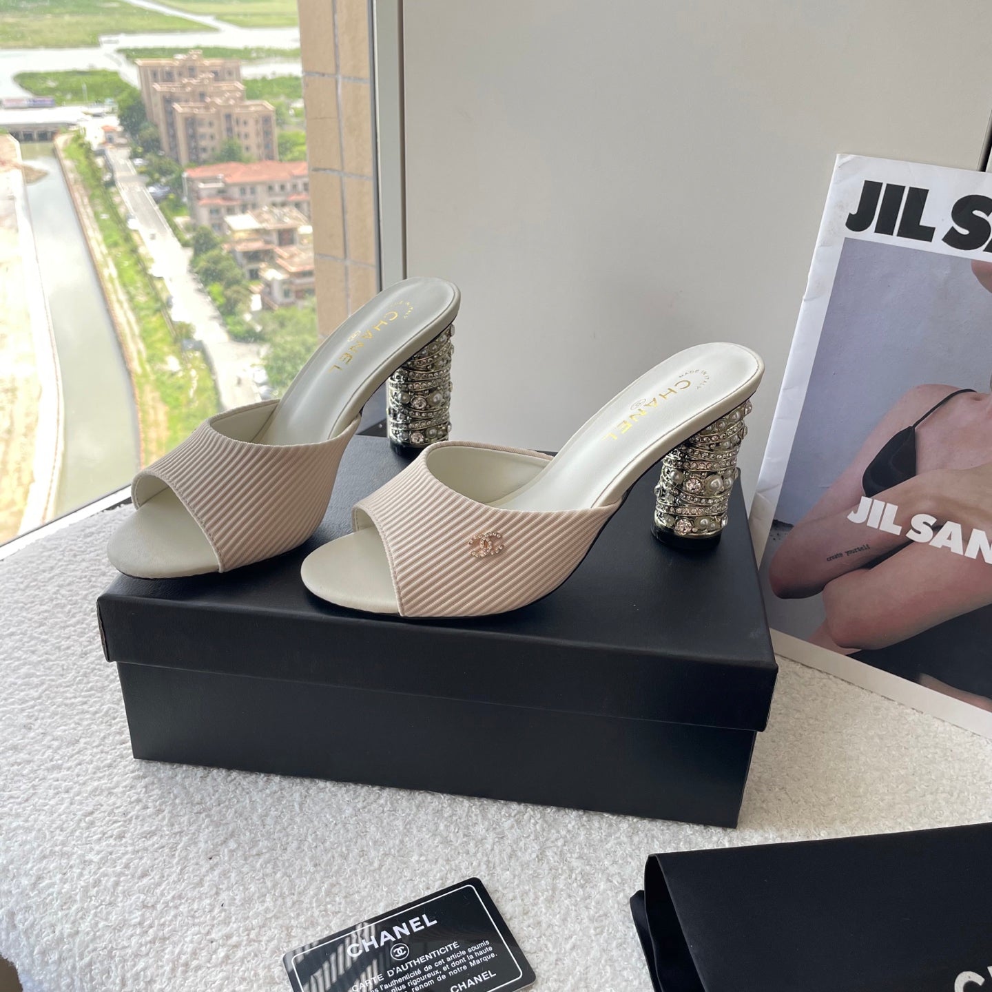 Pearl high heel slippers