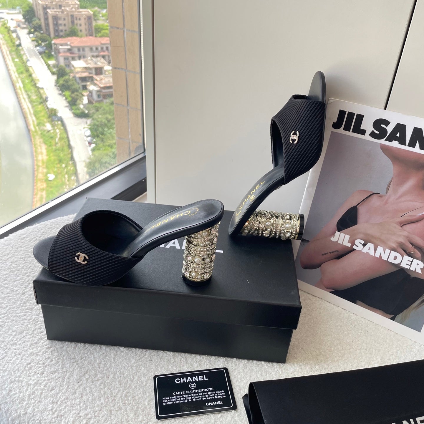 Pearl high heel slippers