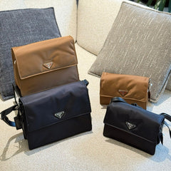 Unisex nylon messenger bag