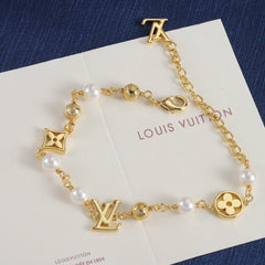 2-color pearl floral bracelet