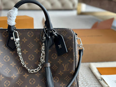 Vintage Trendy Leather Pillow Bag