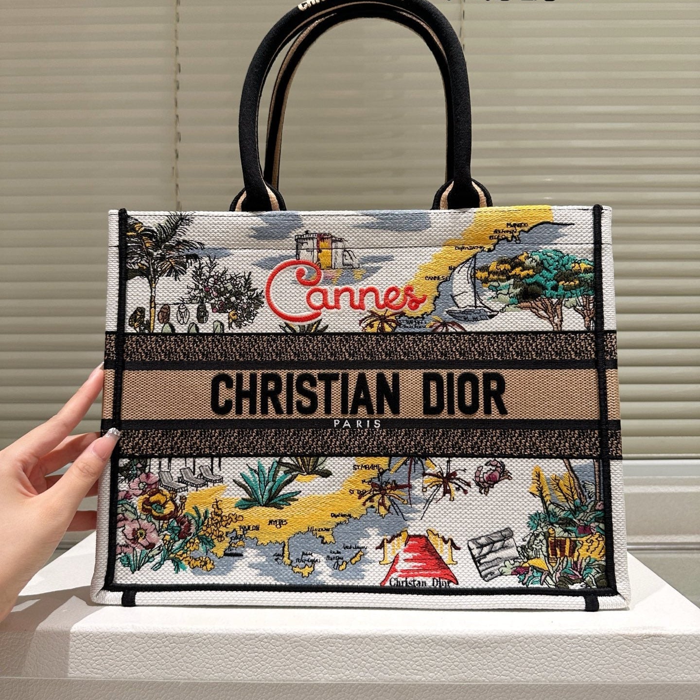 Elegant Jacquard Tote Bag