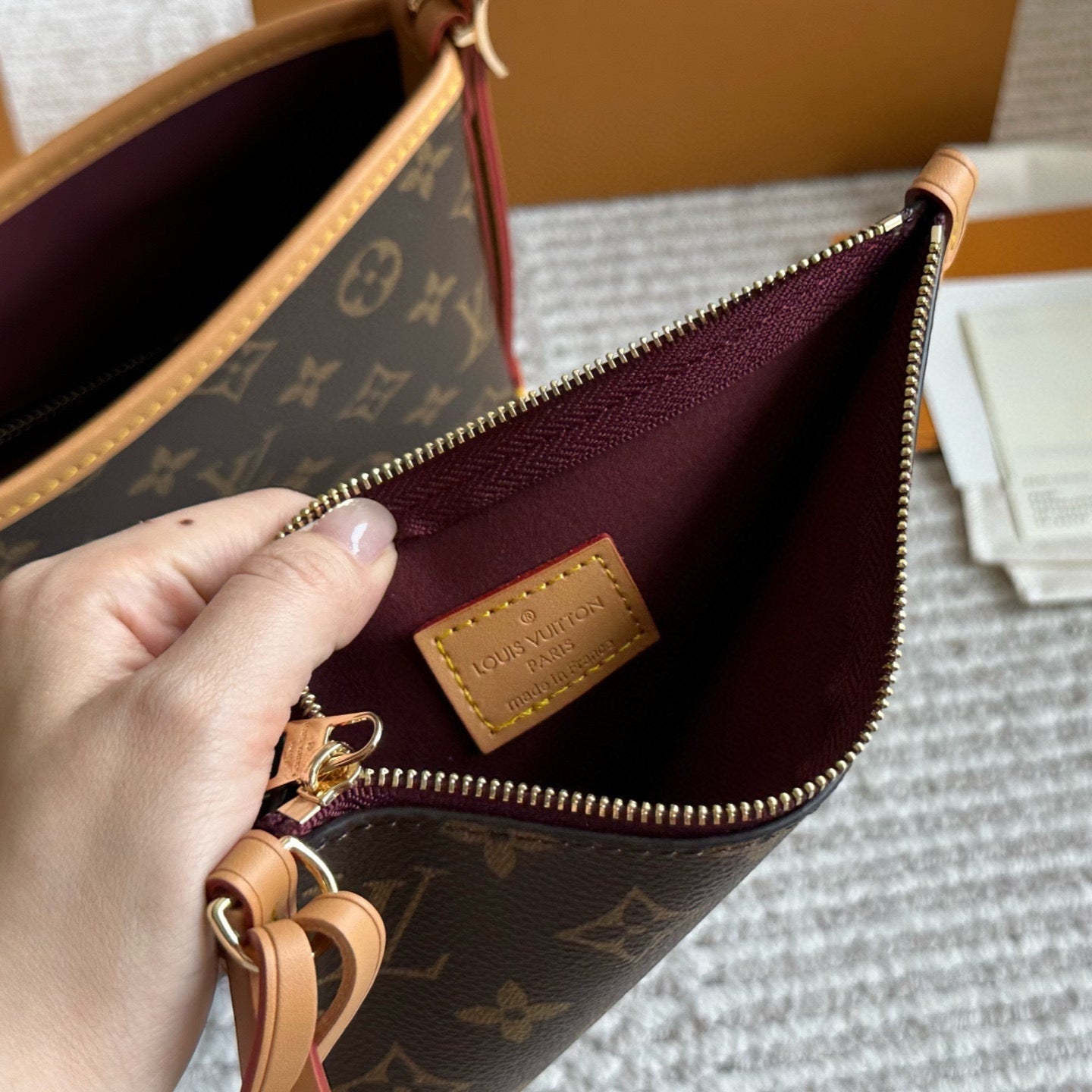 Medium Leather Crossbody Bag