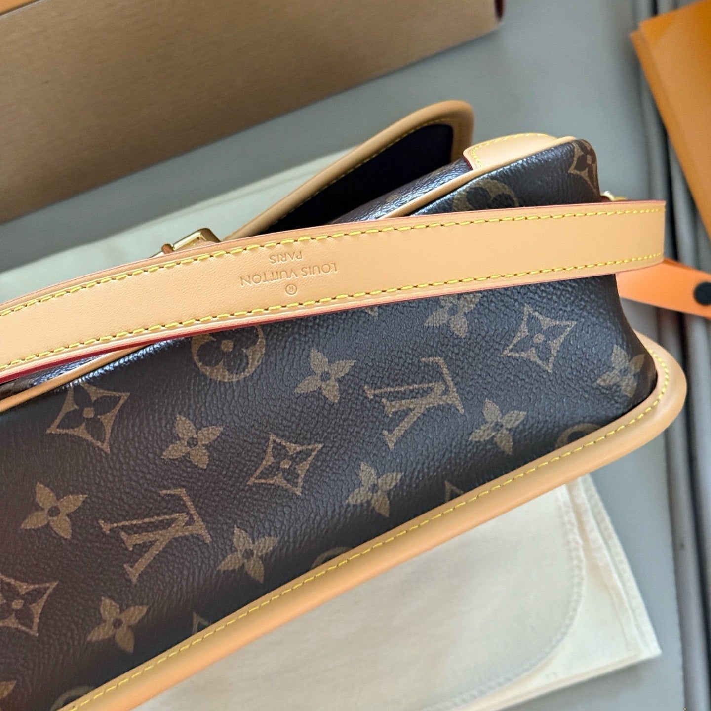 Leather Baguette Crossbody Handbag