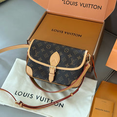 Leather Baguette Crossbody Handbag