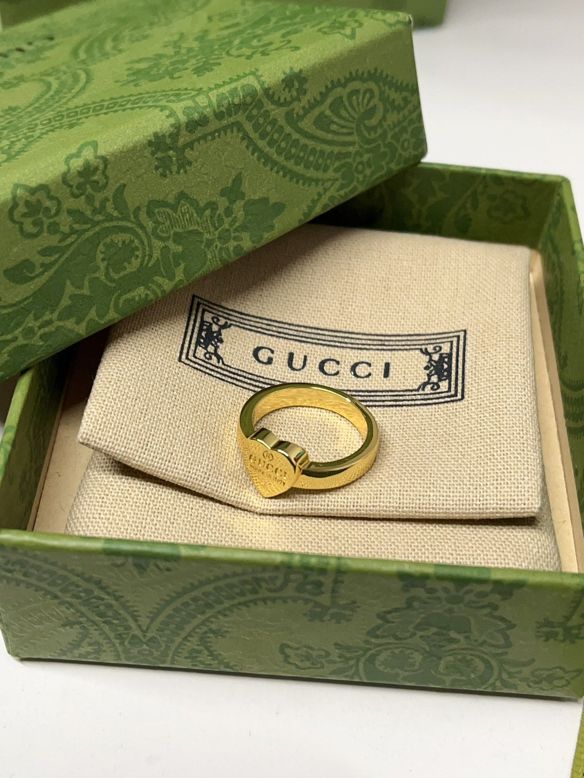 Classic Heart Ring