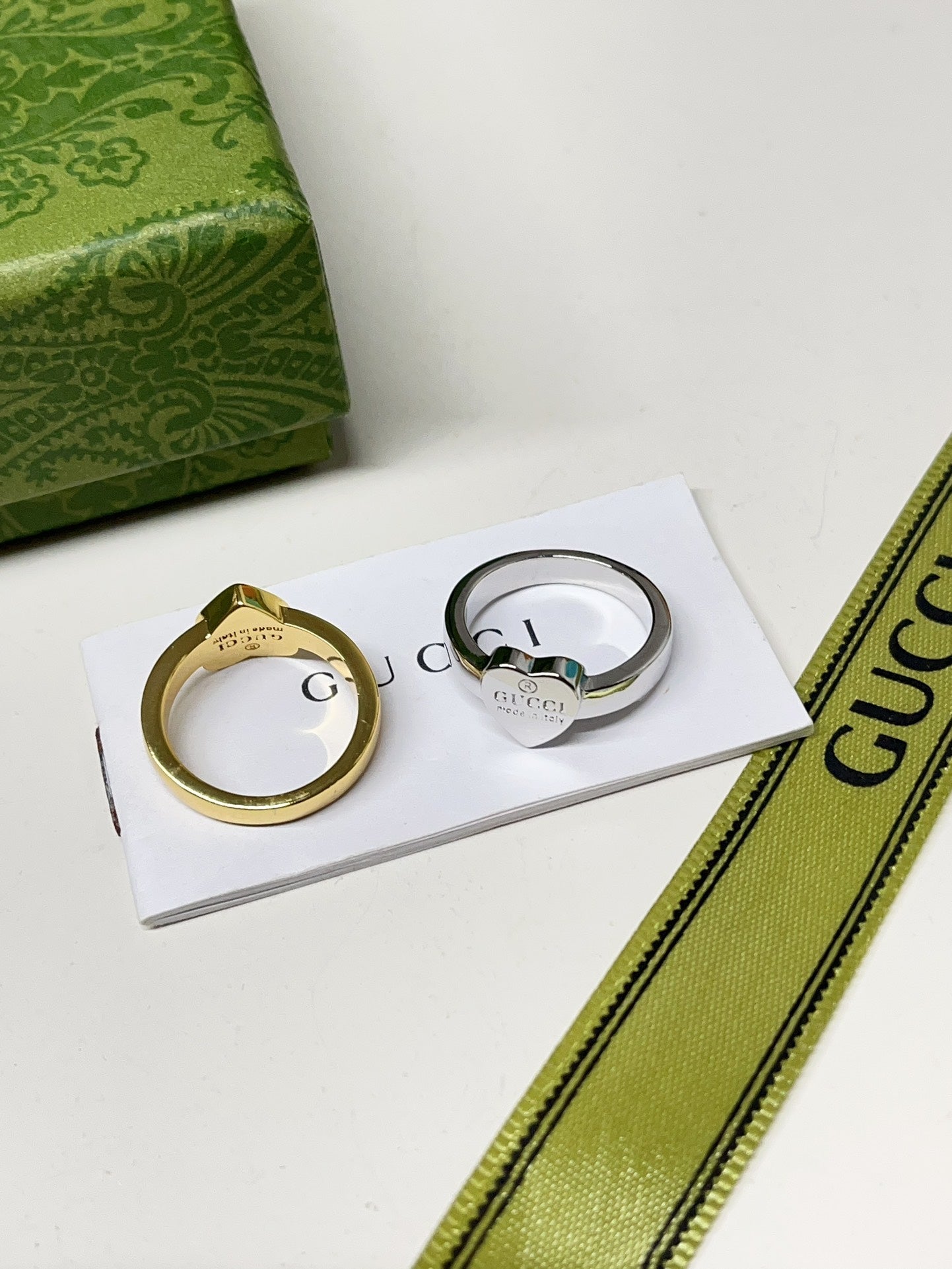Classic Heart Ring